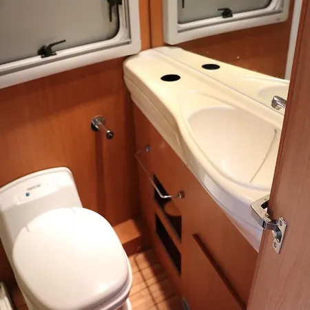 Rent Camper Motorhome, Alquiler Autocaravana Campsite Santa Cruz de Tenerife