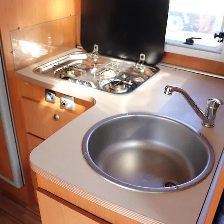 Rent Camper Motorhome, Alquiler Autocaravana Campsite Santa Cruz de Tenerife