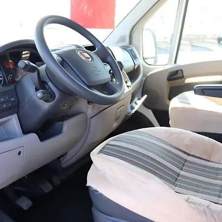 Campsite Rent Camper Motorhome, Alquiler Autocaravana *