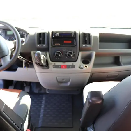 Rent Camper Motorhome, Alquiler Autocaravana Campsite Santa Cruz de Tenerife